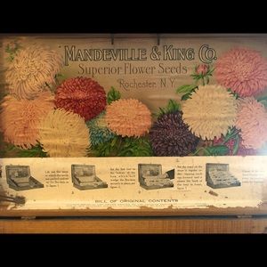 Mandeville & King Co. Salesman sample case c. 1905